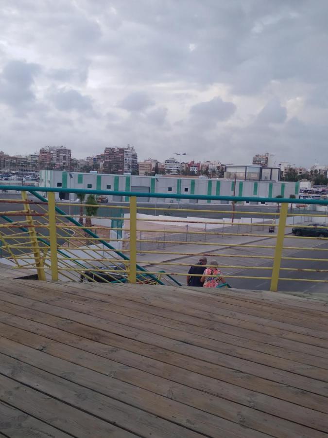 Apartamento En Torrevieja A 50M Playa Dış mekan fotoğraf